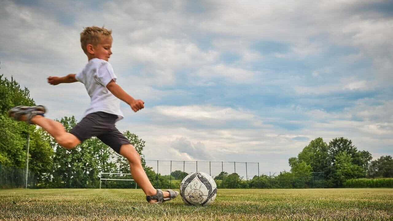 types of kicks in soccer