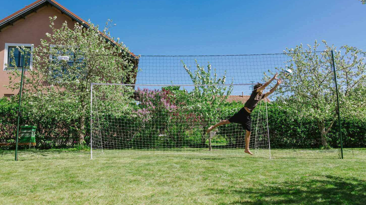 The Smart Backyard Goal That Returns Every Shot