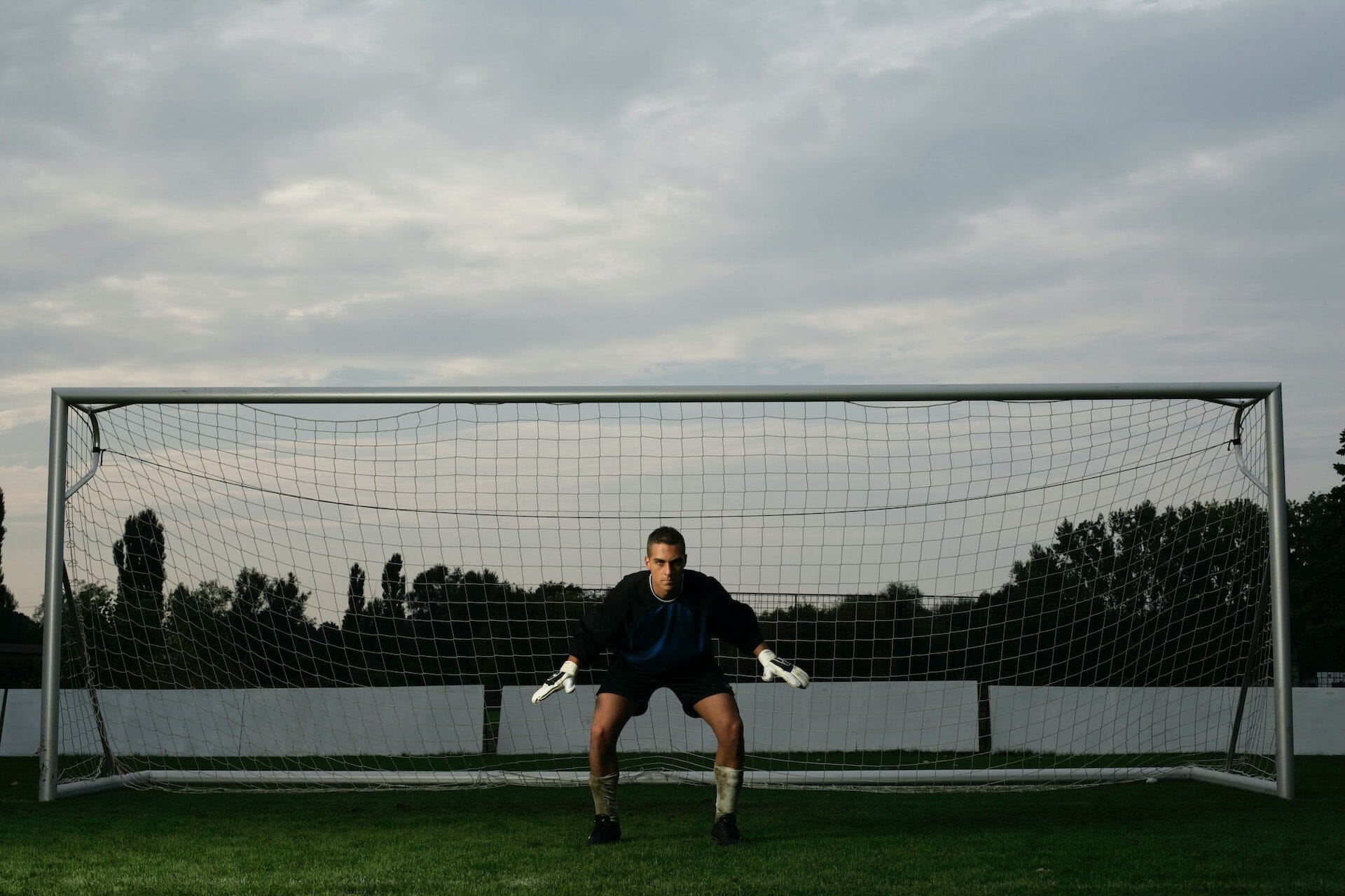 goalkeeper gloves
