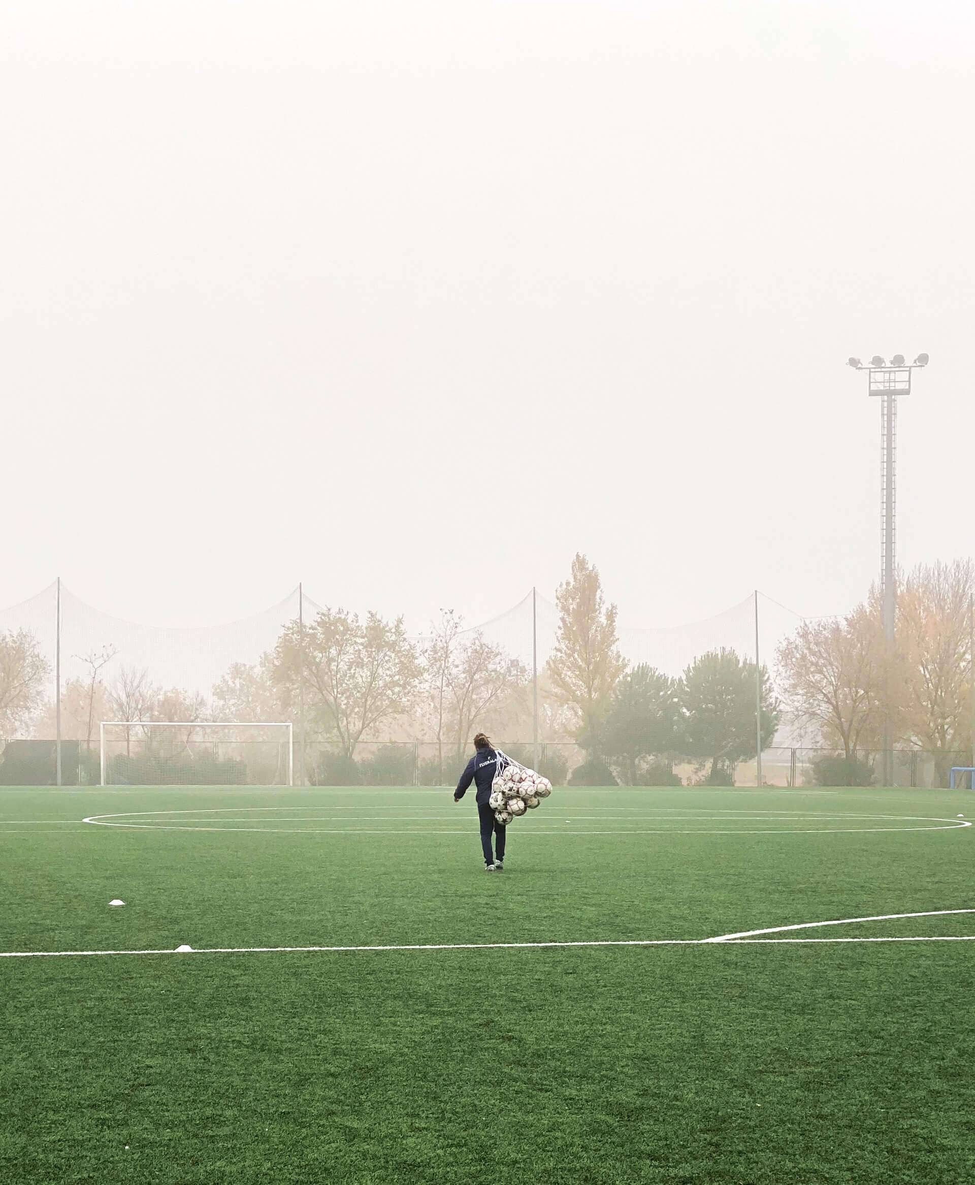 How to Kick a Soccer Ball - Power vs Finesse