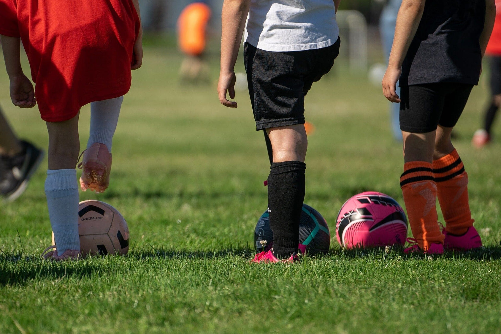 7 Best Soccer Socks for Youth Players: Breathability and Comfort