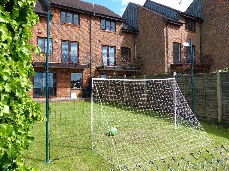 adjustable soccer goal